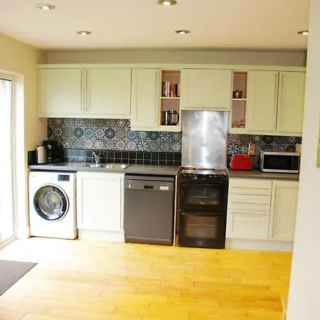 Cosy & Convenient Retreat Ferienhaus Tramore